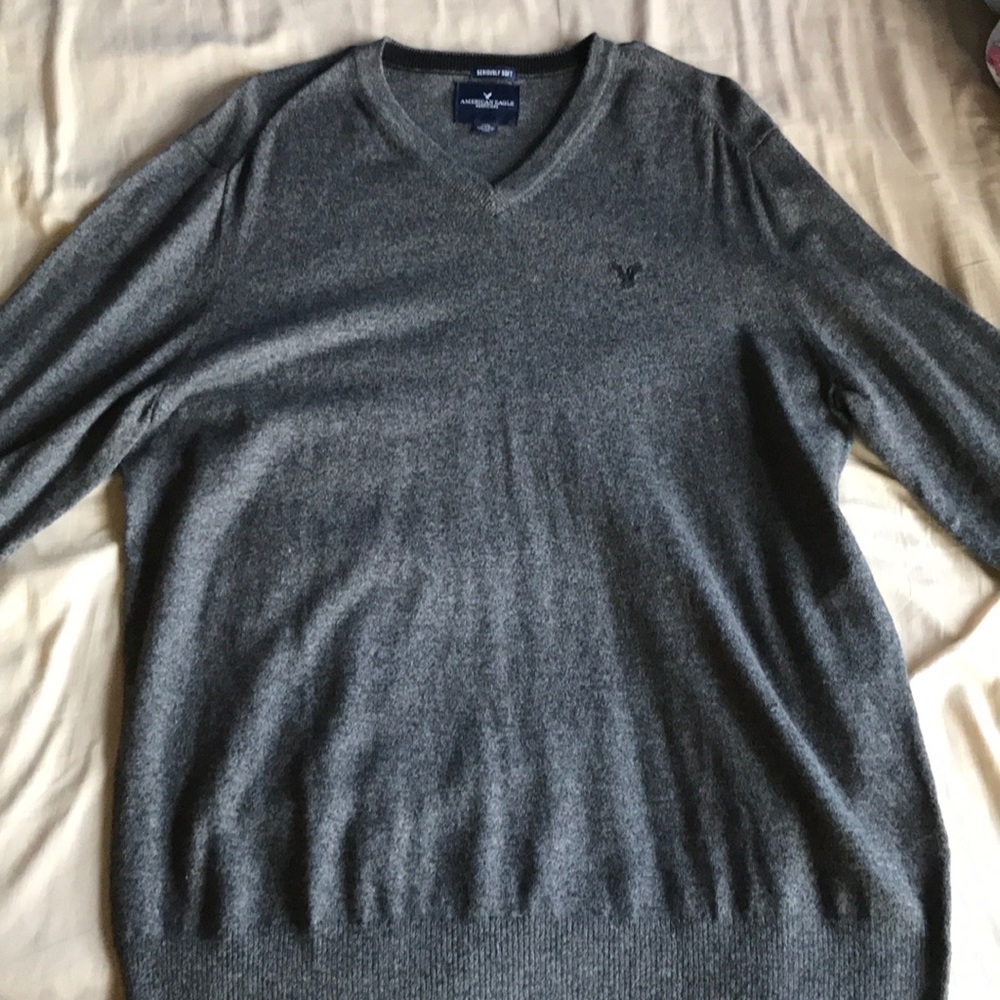 American Eagle long sleeve